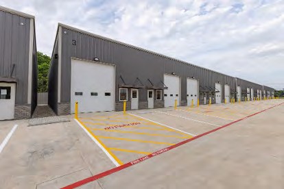 Loading dock and grade-level doors at FLEXBUILT Industrial